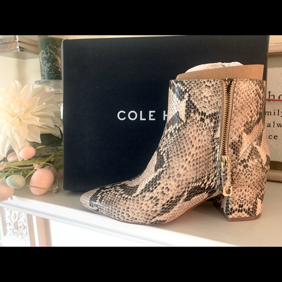 *NEW* Cole Haan leather Snake skin print double zipper bootie size 7.5B - Picture 4 of 5